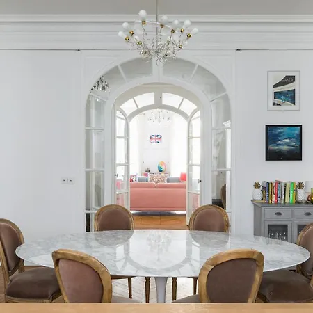 Appartamento Avenue De Wagram Iv By Onefinestay Parigi