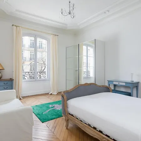 Avenue De Wagram Iv By Onefinestay *